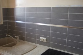 credence murale carrelage